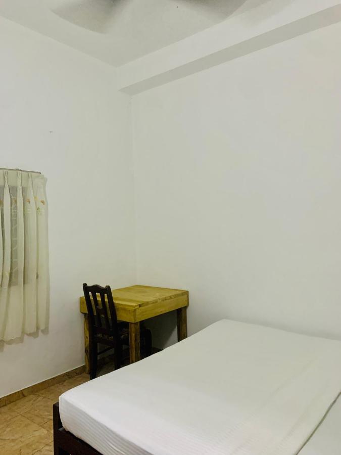 ホテル Dreamy Surf House ウェリガマ エクステリア 写真